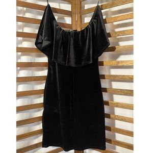 Forever 21 velvet black dress